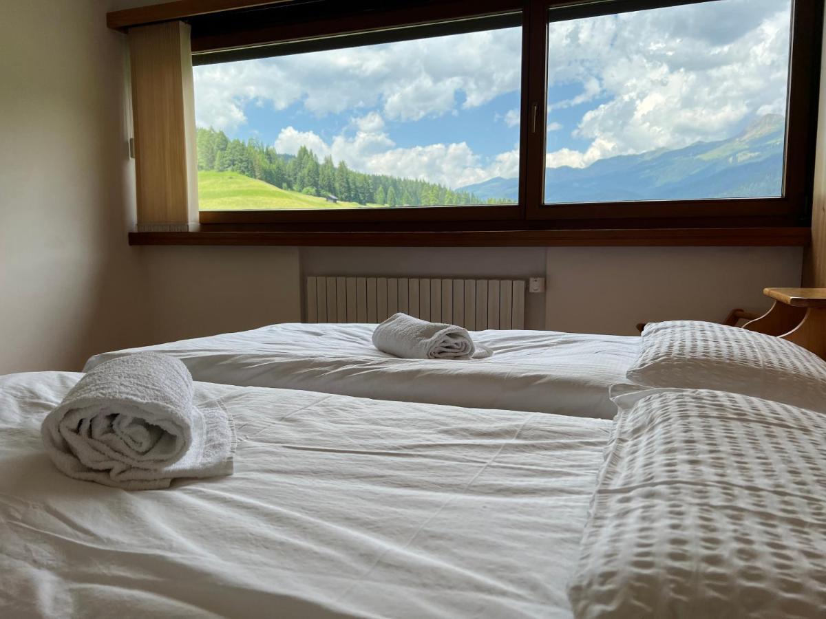 Hotel D'La Varda Di Topran D'Agata Paolo &C Sas بادولا المظهر الخارجي الصورة