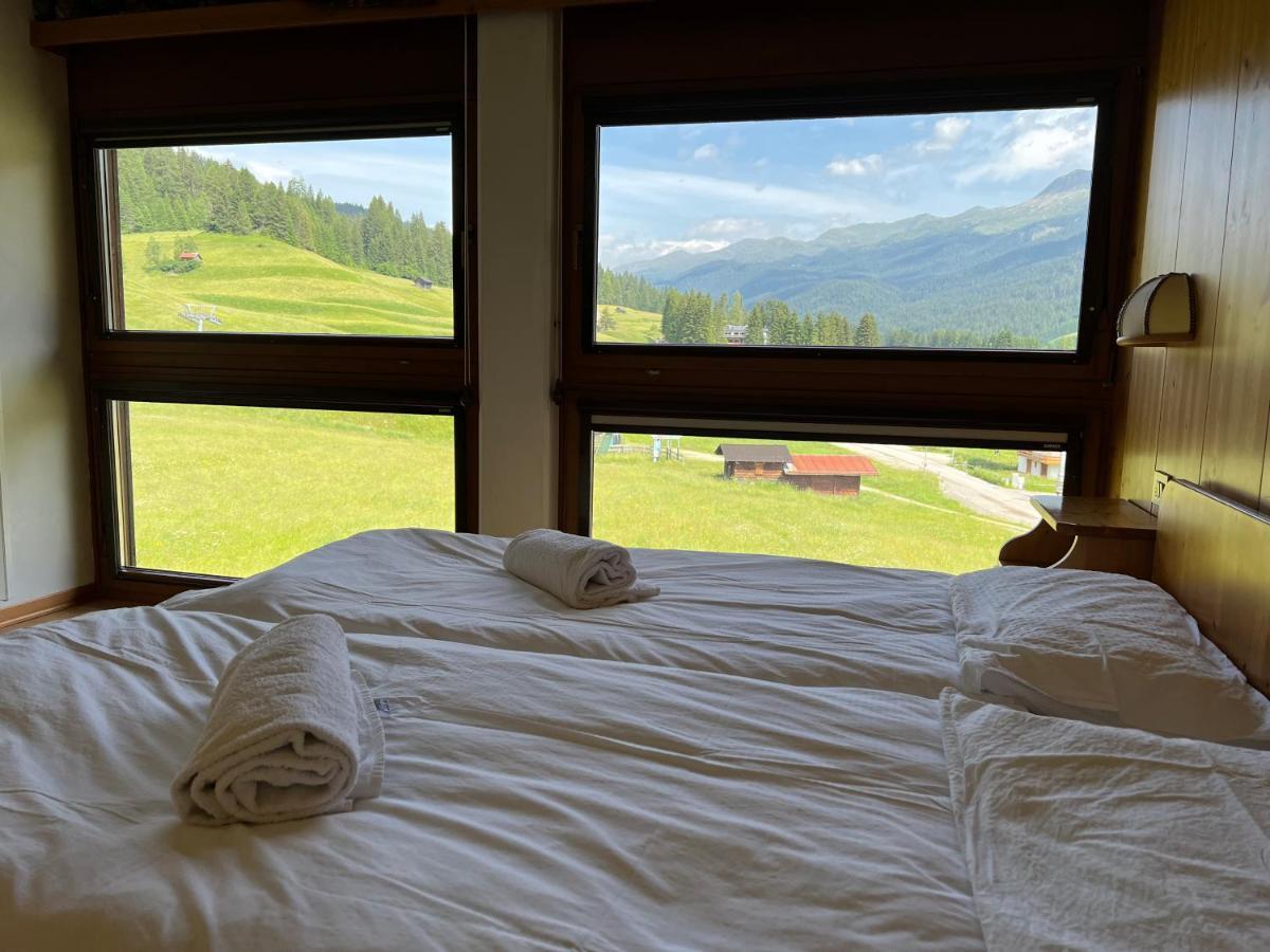 Hotel D'La Varda Di Topran D'Agata Paolo &C Sas بادولا المظهر الخارجي الصورة